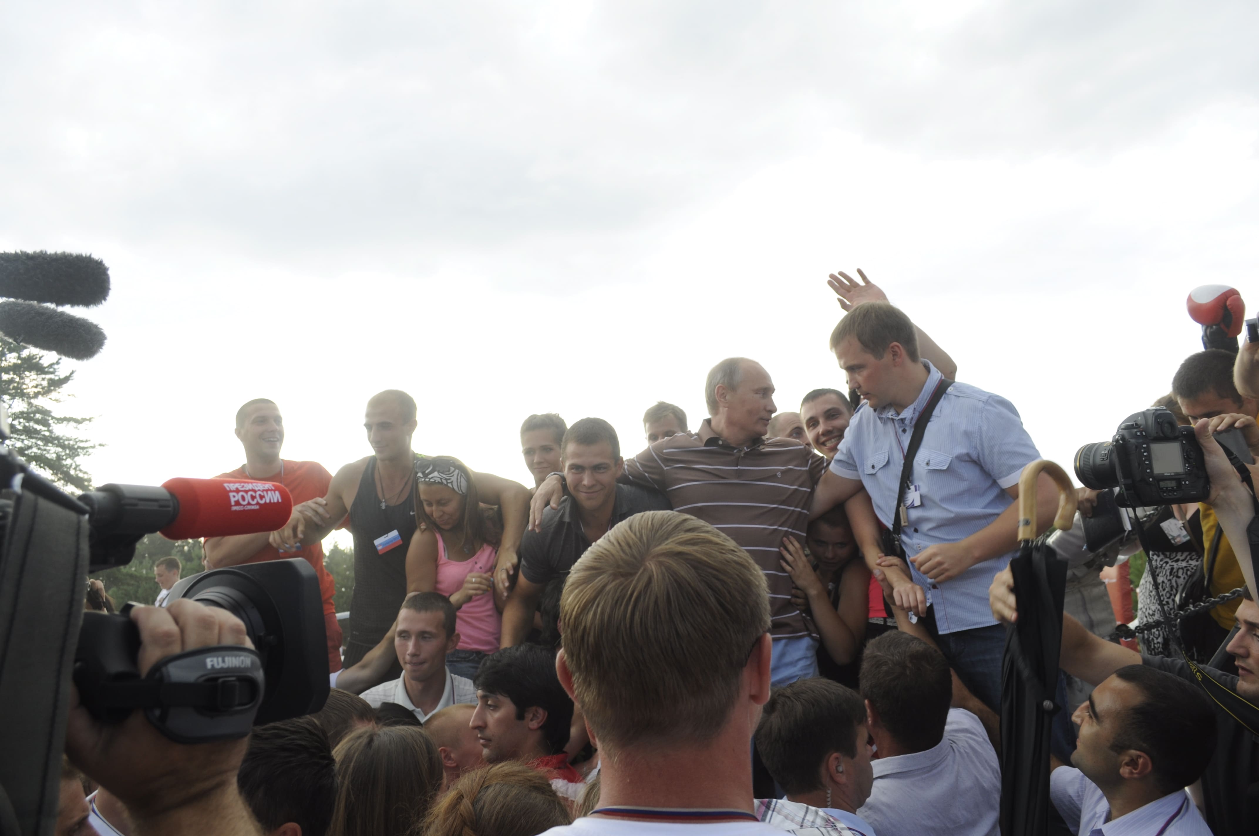 Студенты «Синергии» на форуме «Селигер» презентовали Президенту РФ собственный проект