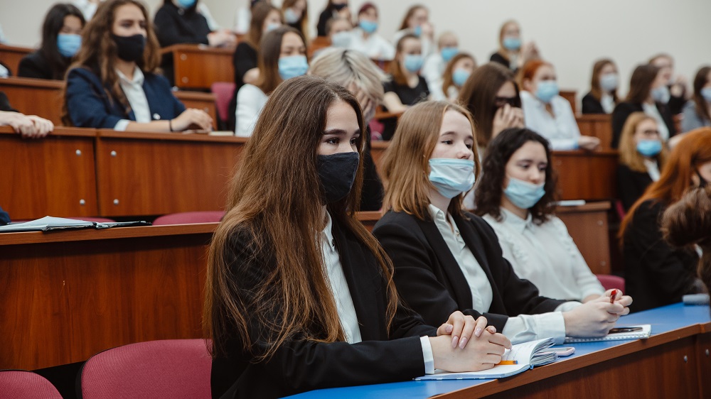 Студенты «Синергии» встретились с главой ВЦИОМ Валерием Фёдоровым